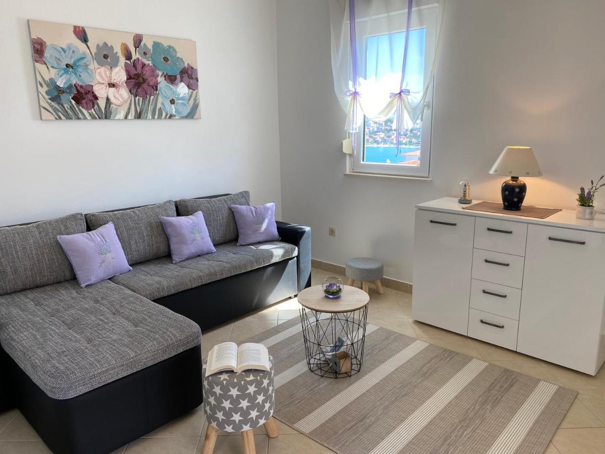 Apartment Tihana Trogir Buitenkant foto