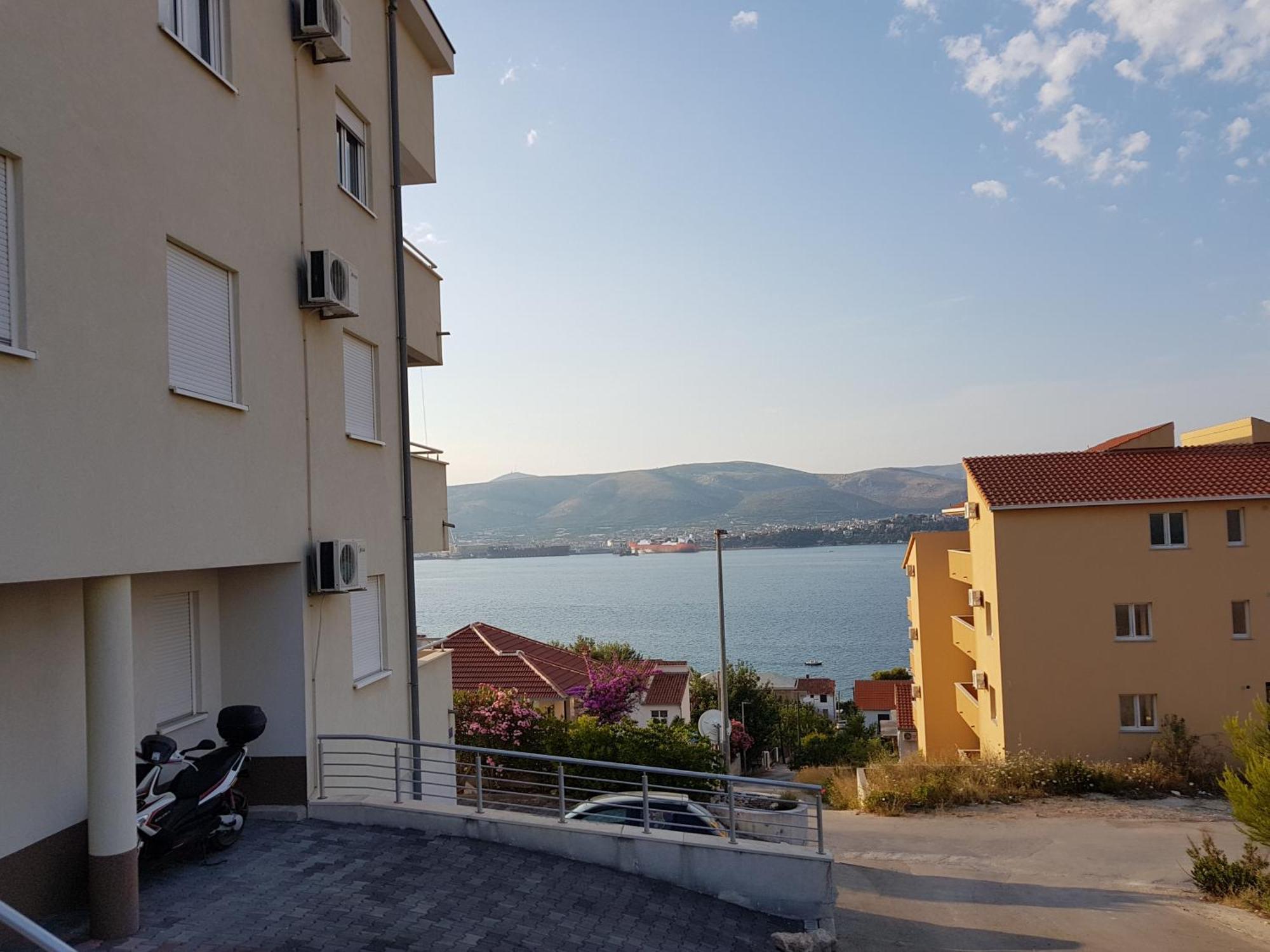 Apartment Tihana Trogir Buitenkant foto