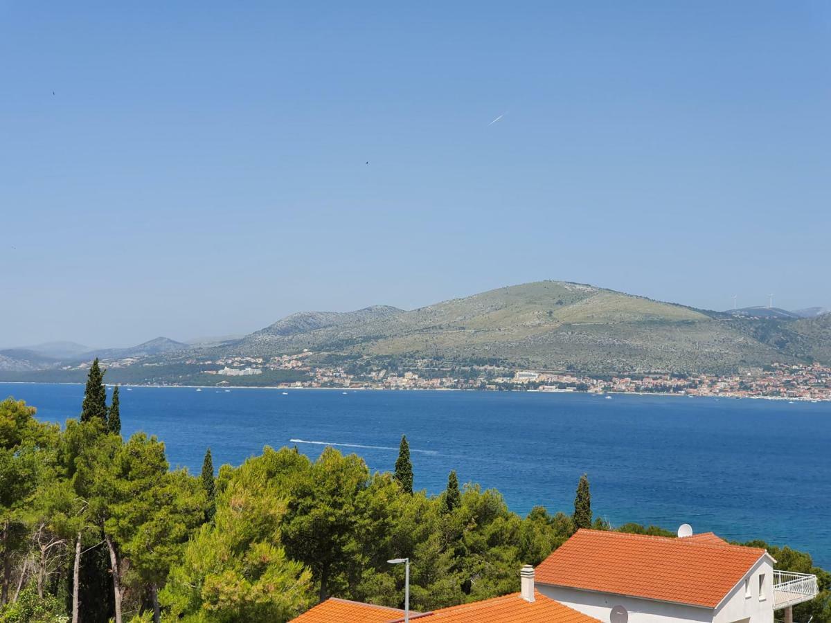 Apartment Tihana Trogir Buitenkant foto