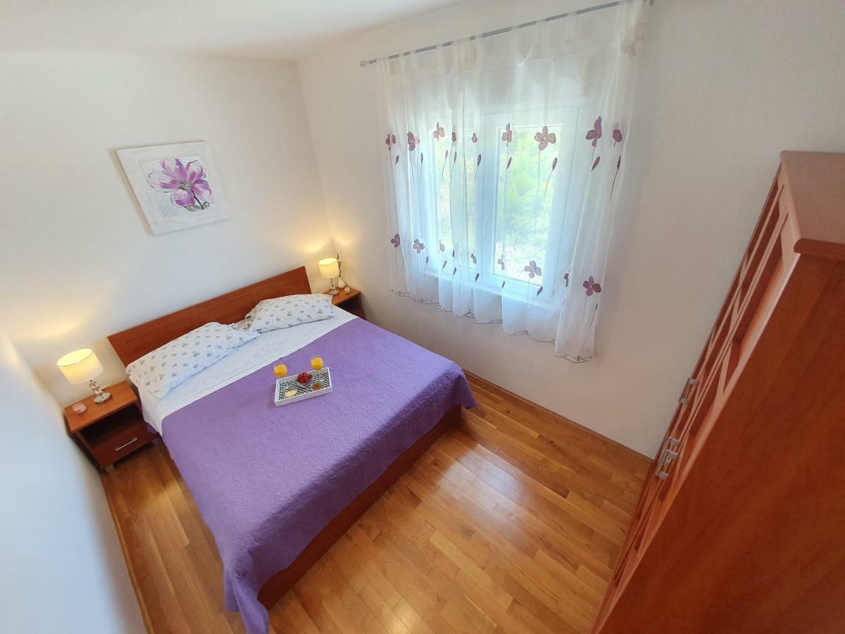 Apartment Tihana Trogir Buitenkant foto