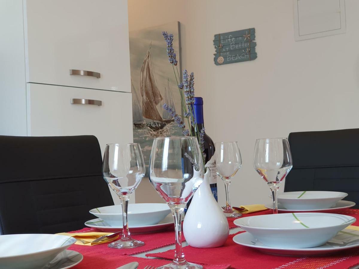 Apartment Tihana Trogir Buitenkant foto